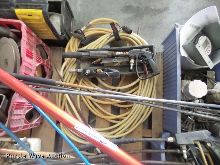 image for item GJ9791 Pressure washer wands and accessories