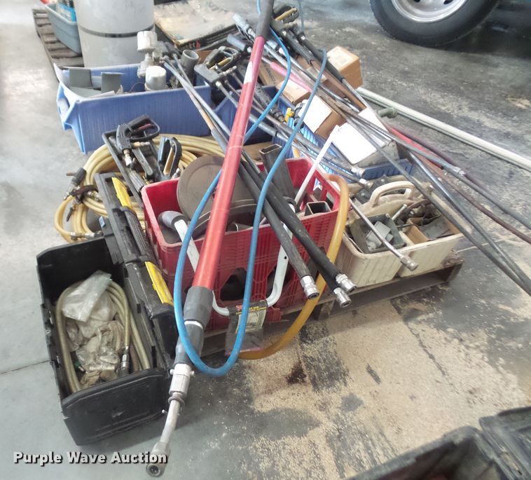 image for item GJ9791 Pressure washer wands and accessories