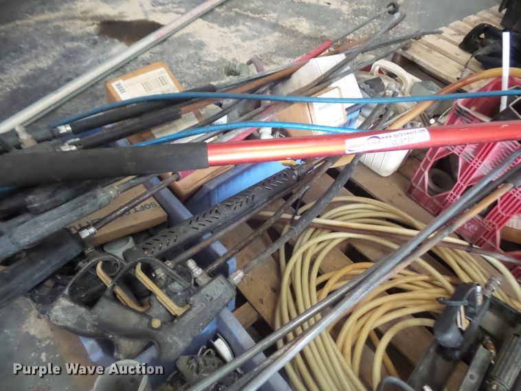 image for item GJ9791 Pressure washer wands and accessories