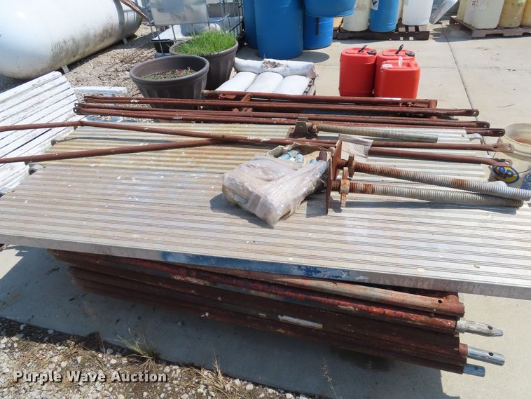 image for item GJ9804 Scaffolding