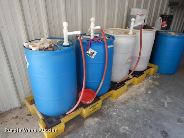 image for item GJ9806 Four barrel containment