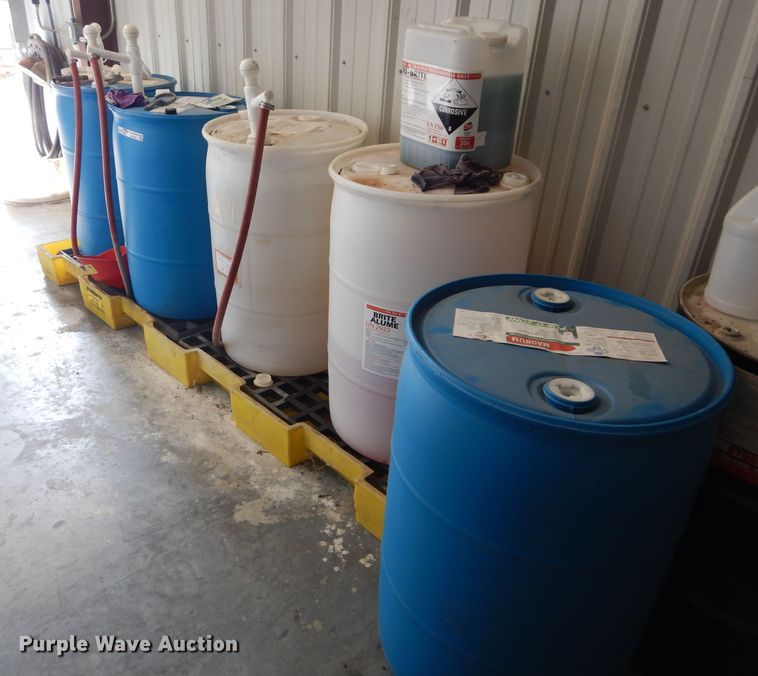 image for item GJ9806 Four barrel containment