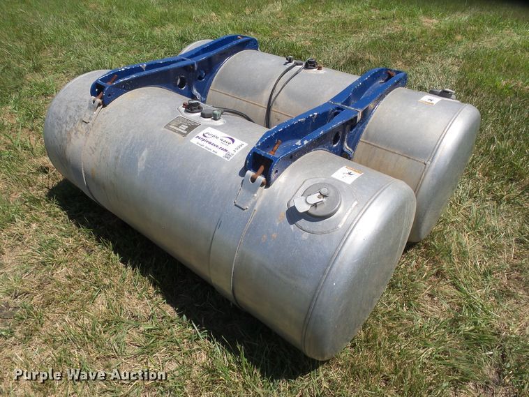 image for item J5394 (2) Peterbilt fuel tanks