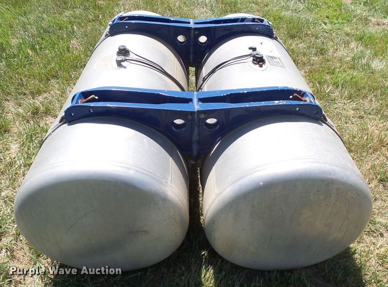 image for item J5394 (2) Peterbilt fuel tanks