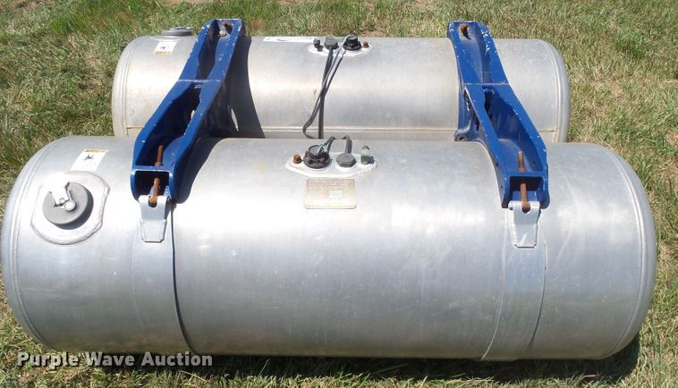 image for item J5394 (2) Peterbilt fuel tanks