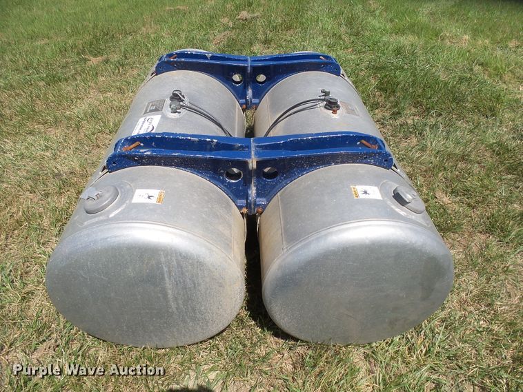 image for item J5394 (2) Peterbilt fuel tanks