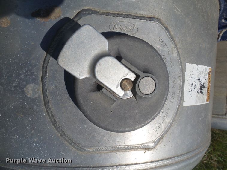 image for item J5394 (2) Peterbilt fuel tanks