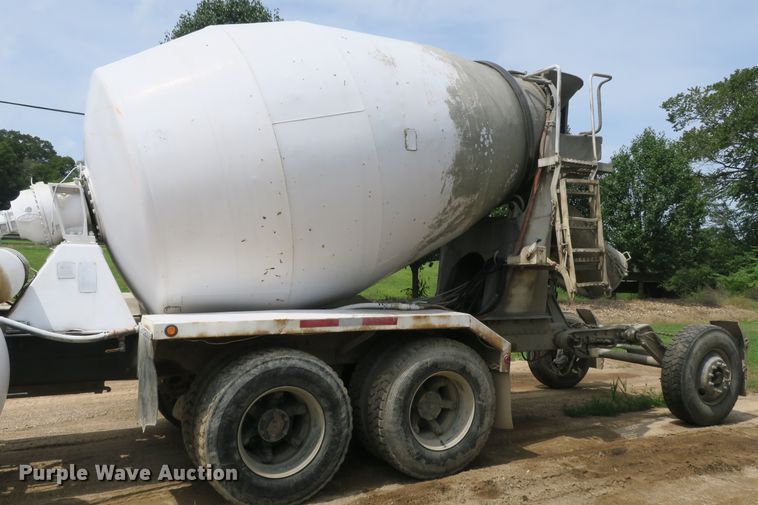 image for item DB10218 1987 Mack RS685LS Value Liner ready mix truck