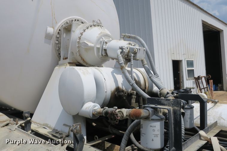 image for item DB10218 1987 Mack RS685LS Value Liner ready mix truck