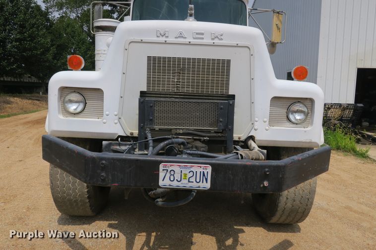 image for item DB10218 1987 Mack RS685LS Value Liner ready mix truck