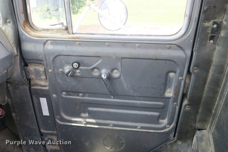 image for item DB10218 1987 Mack RS685LS Value Liner ready mix truck