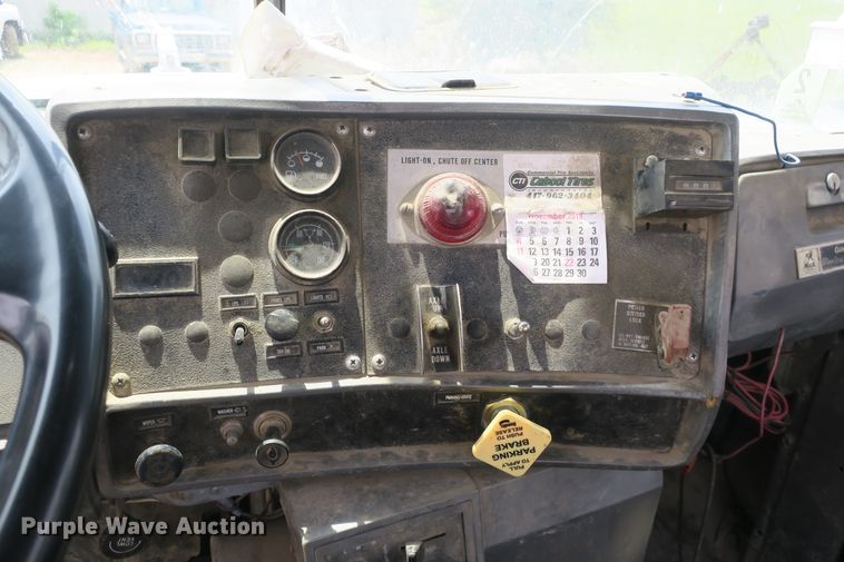 image for item DB10218 1987 Mack RS685LS Value Liner ready mix truck