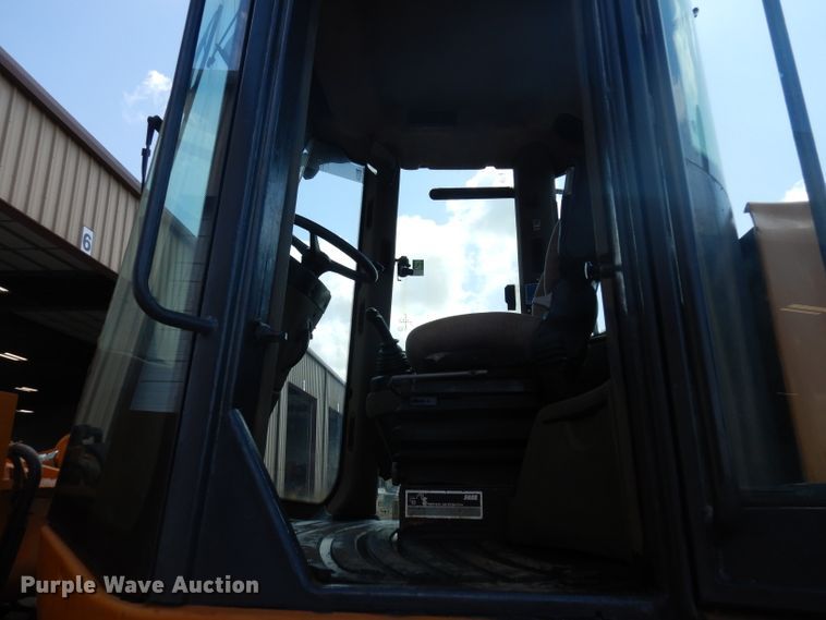 image for item DD3018 2014 Case 821F wheel loader