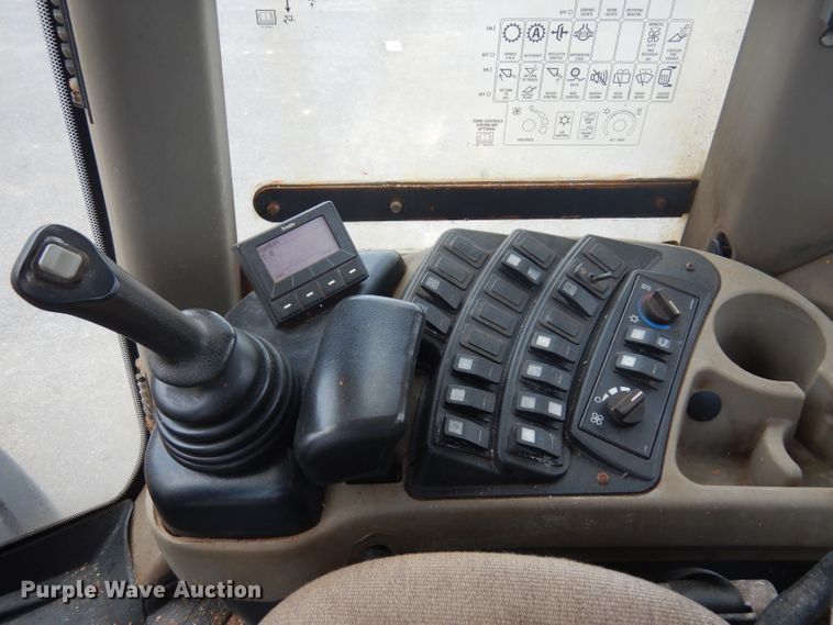 image for item DD3018 2014 Case 821F wheel loader