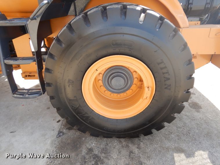 image for item DD3018 2014 Case 821F wheel loader