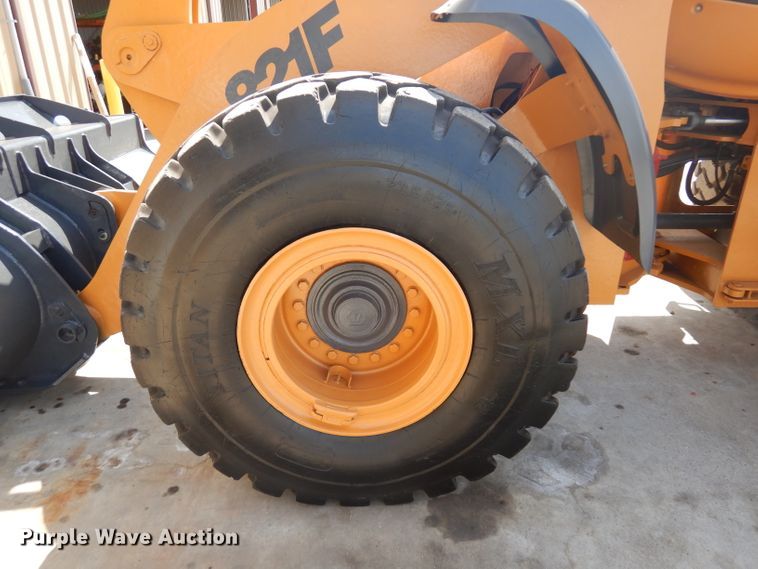 image for item DD3018 2014 Case 821F wheel loader