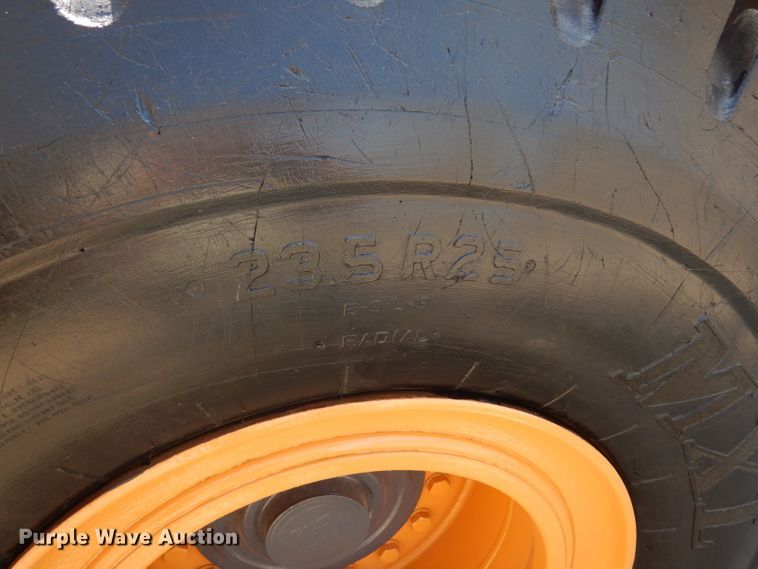 image for item DD3018 2014 Case 821F wheel loader