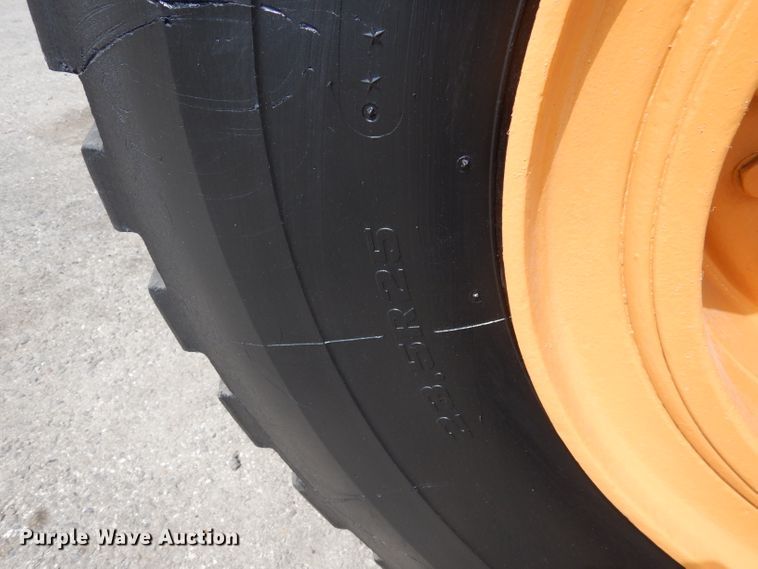 image for item DD3018 2014 Case 821F wheel loader