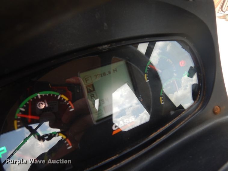 image for item DD3018 2014 Case 821F wheel loader