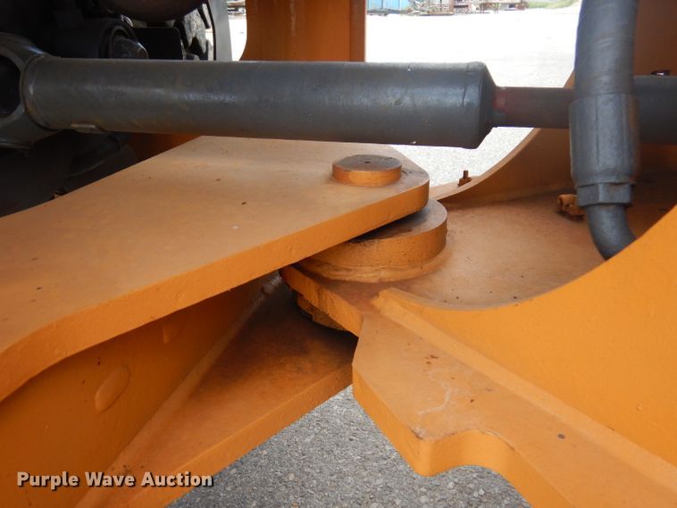 image for item DD3018 2014 Case 821F wheel loader