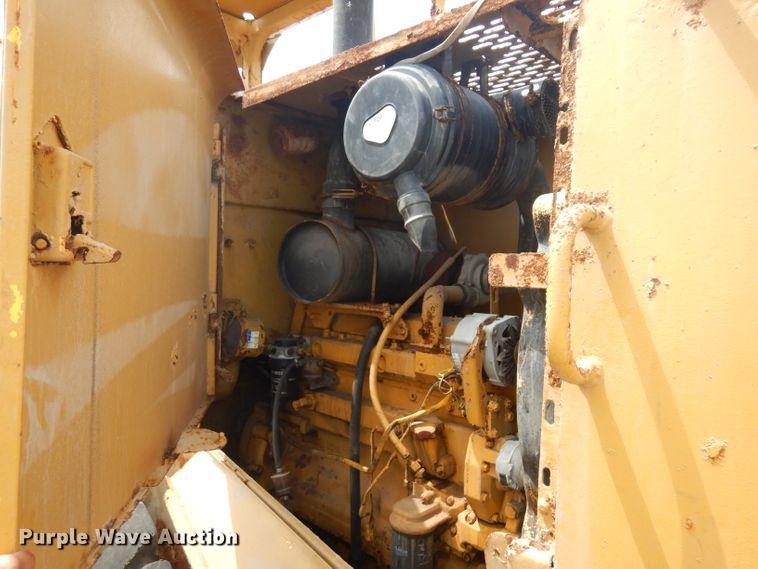 image for item DD3019 1998 John Deere 544H wheel loader