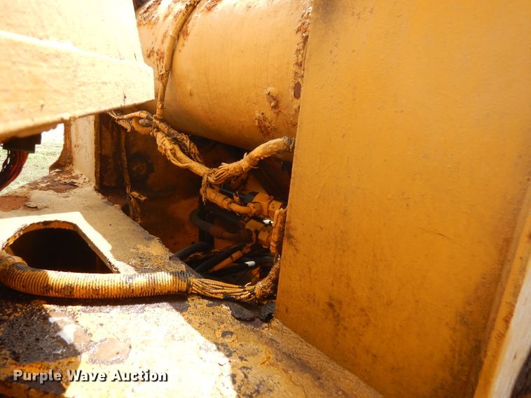 image for item DD3019 1998 John Deere 544H wheel loader