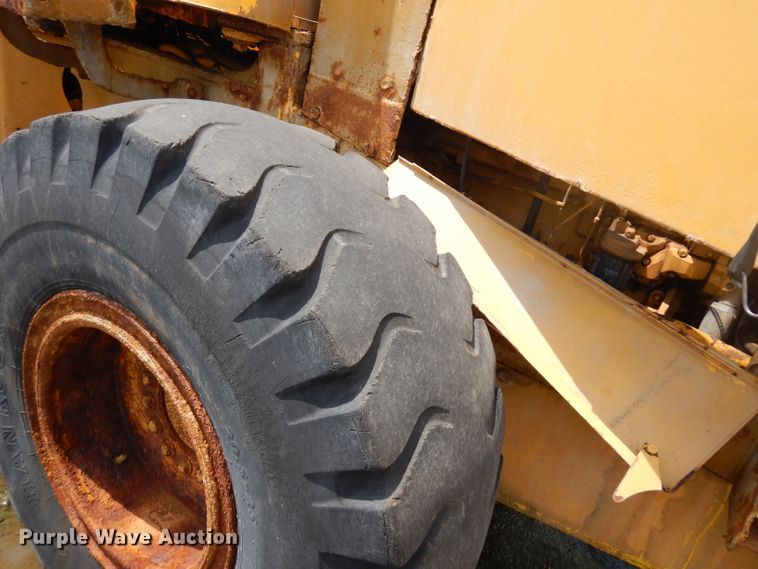 image for item DD3019 1998 John Deere 544H wheel loader