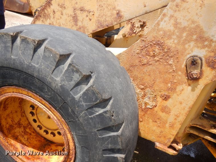 image for item DD3019 1998 John Deere 544H wheel loader