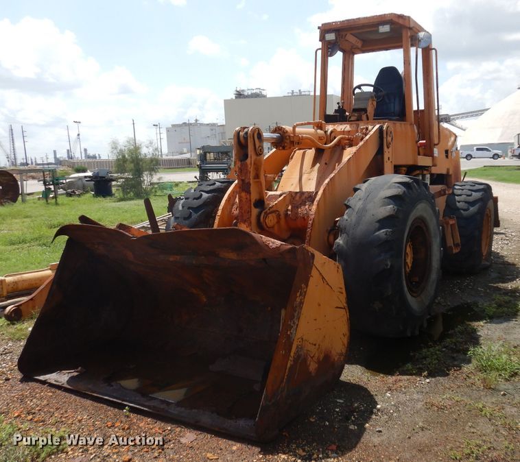 image for item DD3020 1990 Case 721 wheel loader