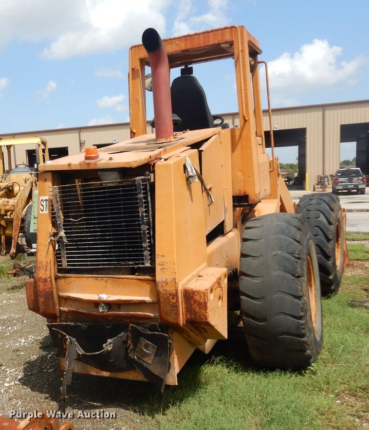 image for item DD3020 1990 Case 721 wheel loader
