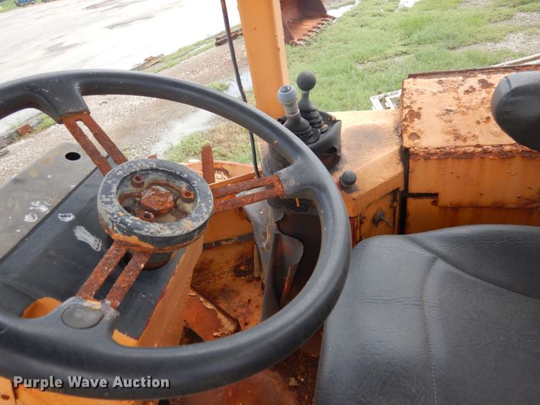 image for item DD3020 1990 Case 721 wheel loader