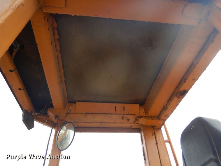 image for item DD3020 1990 Case 721 wheel loader