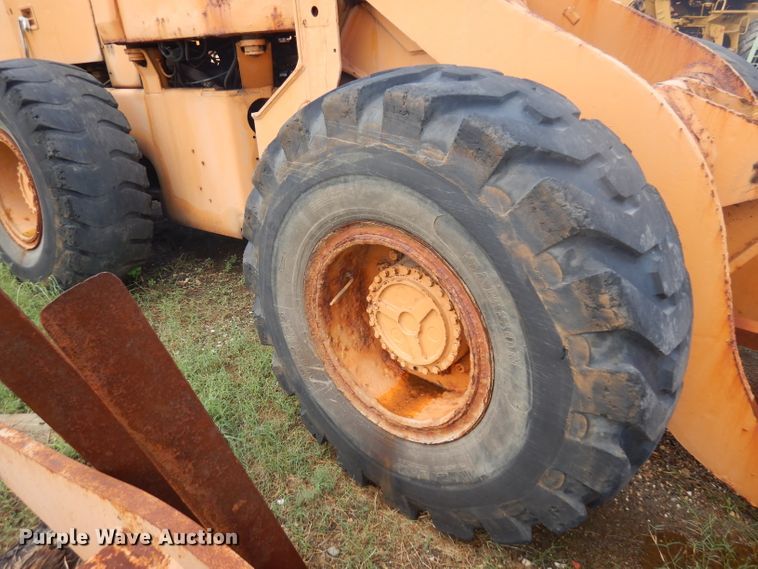 image for item DD3020 1990 Case 721 wheel loader
