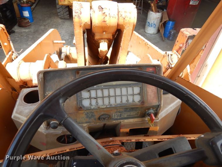 image for item DD3021 1996 John Deere 544G wheel loader