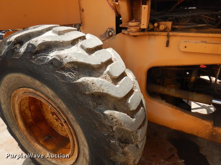 image for item DD3021 1996 John Deere 544G wheel loader