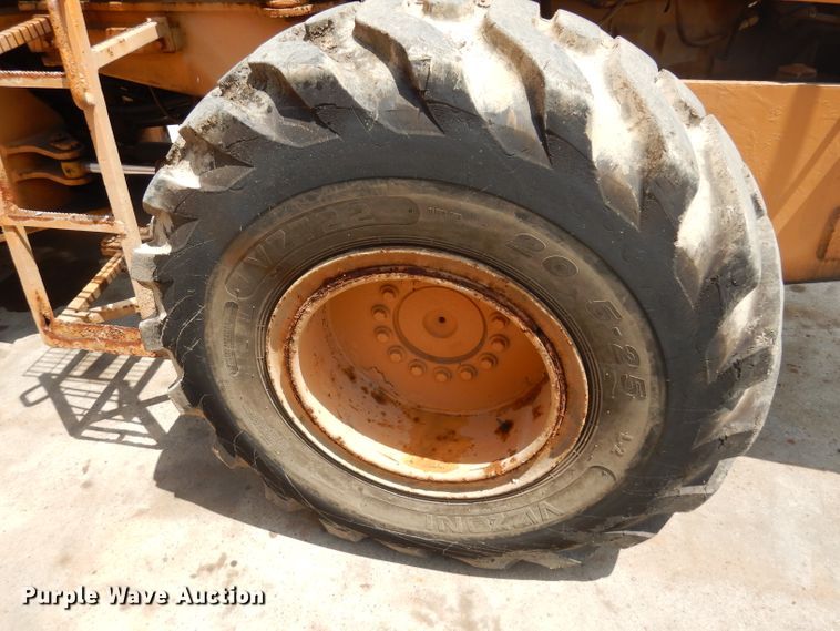image for item DD3021 1996 John Deere 544G wheel loader
