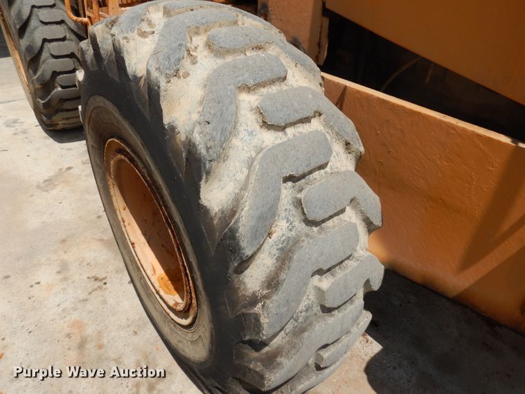 image for item DD3021 1996 John Deere 544G wheel loader