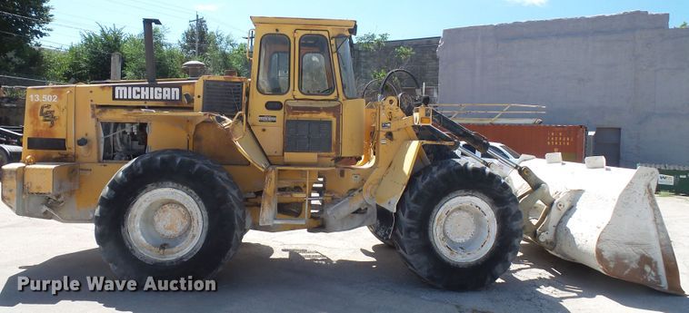 image for item DD6234 1992 Volvo Michigan L120 wheel loader