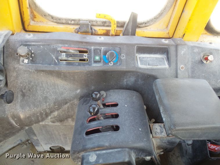 image for item DD6234 1992 Volvo Michigan L120 wheel loader