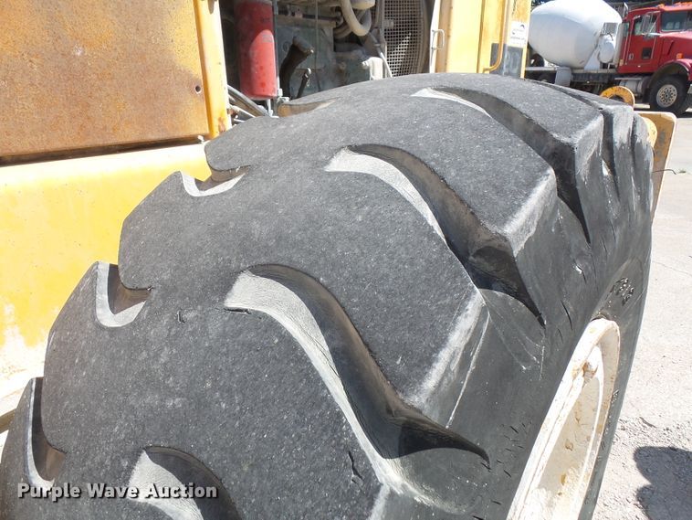 image for item DD6234 1992 Volvo Michigan L120 wheel loader