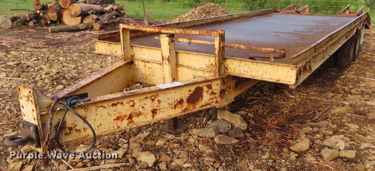 image for item DD6398 1986 CZ CZ20KT equipment trailer