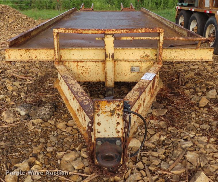 image for item DD6398 1986 CZ CZ20KT equipment trailer