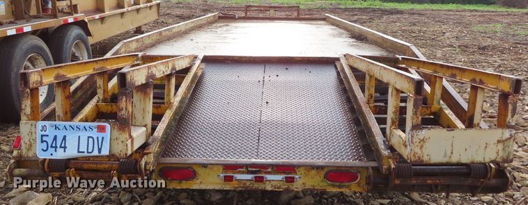 image for item DD6398 1986 CZ CZ20KT equipment trailer