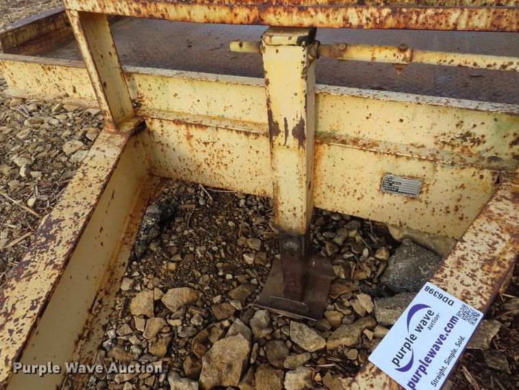 image for item DD6398 1986 CZ CZ20KT equipment trailer