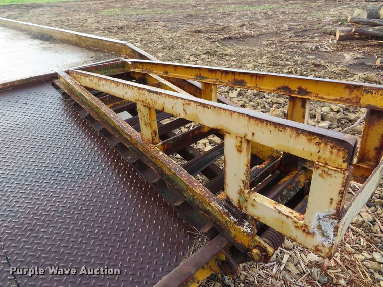 image for item DD6398 1986 CZ CZ20KT equipment trailer