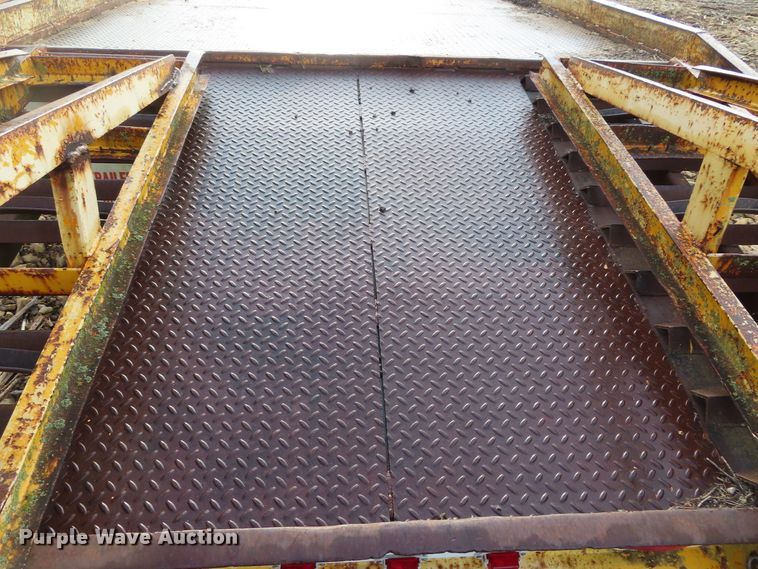 image for item DD6398 1986 CZ CZ20KT equipment trailer