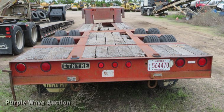 image for item DD7049 1995 Etnyre low boy equipment trailer