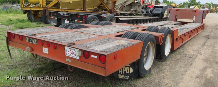 image for item DD7049 1995 Etnyre low boy equipment trailer