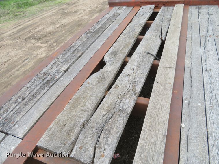 image for item DD7049 1995 Etnyre low boy equipment trailer