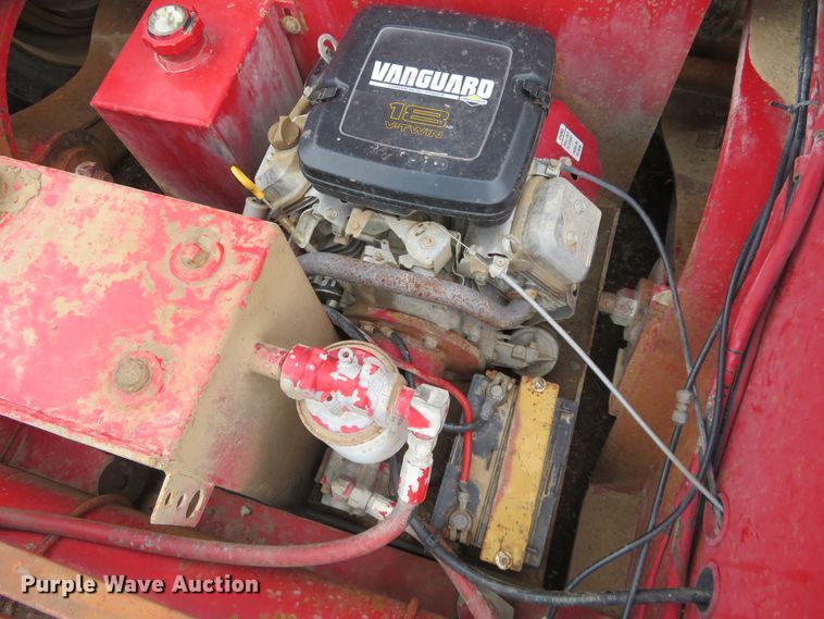 image for item DD7049 1995 Etnyre low boy equipment trailer